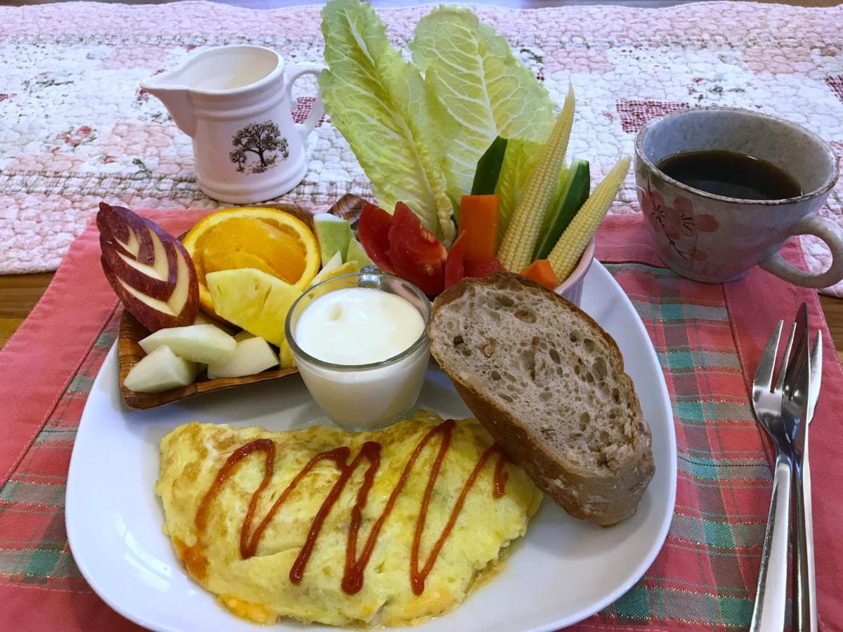 像個家plus民宿 At Home Plus B&B 花莲市 外观 照片